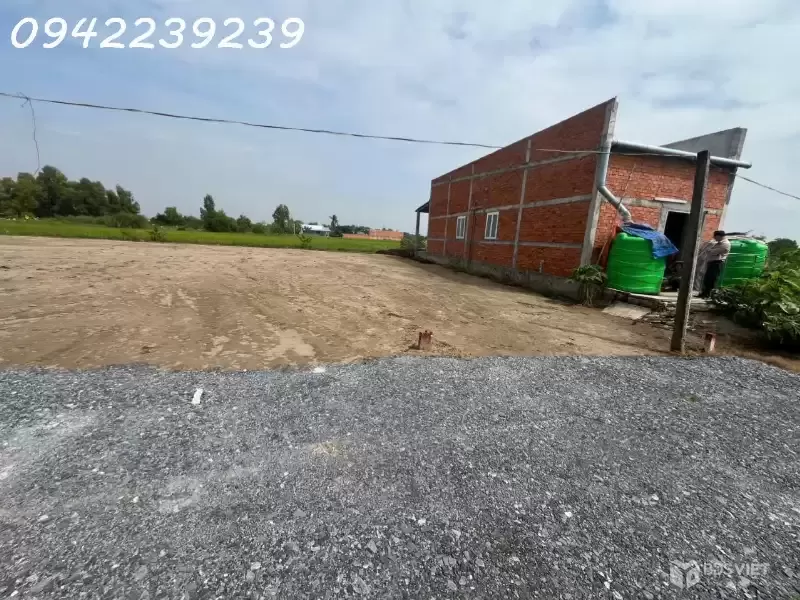 110m2 thổ cư, giá 900tr, đường oto vào tới đất, Tây Ninh ( xã Tân Trach, huyện Cần Đước, Long An cũ)