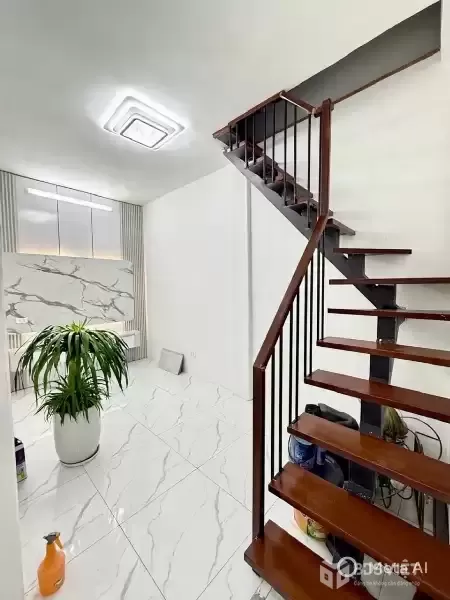 bán nhà hoàng hoa thám DT 20m x5 tầng chỉ 3,650 tỷ sổ đỏ,ngõ thông,gần phố,nhà đẹp