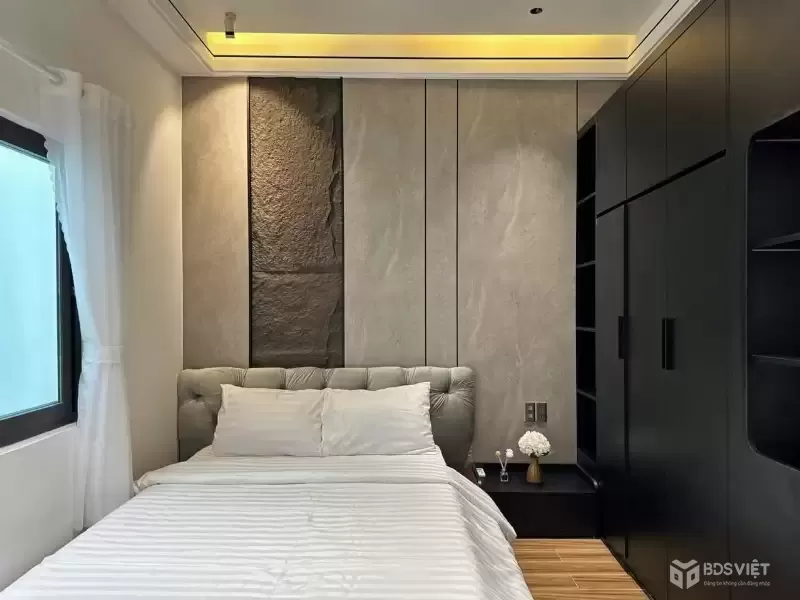 Nhà đẹp 3 tầng “Modern Luxury” Điện Biên Phủ – gần sân bay, nội thất cao cấp – chỉ 5 tỏi nhỉnh (khai thác là lời)