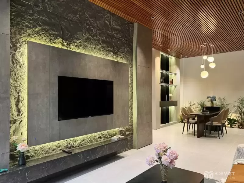 Nhà đẹp 3 tầng “Modern Luxury” Điện Biên Phủ – gần sân bay, nội thất cao cấp – chỉ 5 tỏi nhỉnh (khai thác là lời)