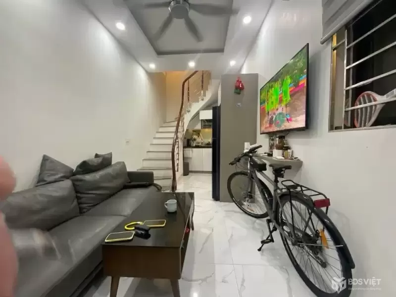 hoàng hoa thám DT 25m 6,9 tỷ lô góc 3 thoáng,dân xây,ngõ thông,ba gác tránh