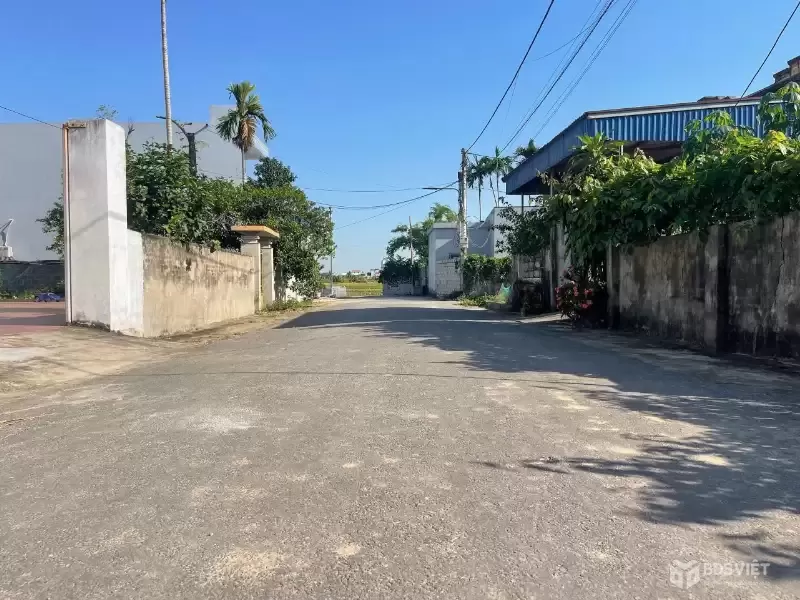 1.7x TỶ – LÔ GÓC TAM KIỆT HỮU BẰNG – TRỤC THÔN 7M – VỊ TRÍ TRUNG TÂM  ZALO 0567 222 555