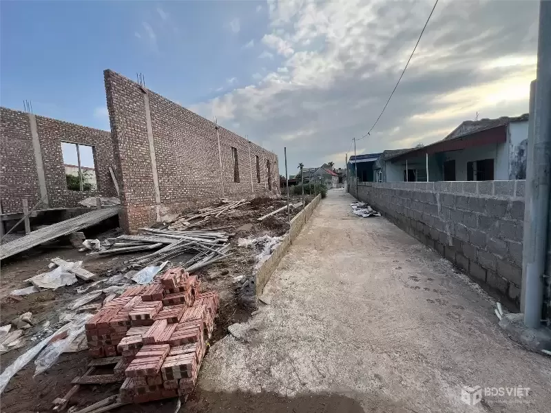 9xx TRIỆU – LÔ ĐẤT ĐOÀN XÁ 4 KIẾN THỤY – SAU NHÀ MẶT NGÕ – CÁCH ĐƯỜNG 404 VÀI CHỤC MÉT – GIÁ TẦM HIẾM  ZALO 0567 222 555