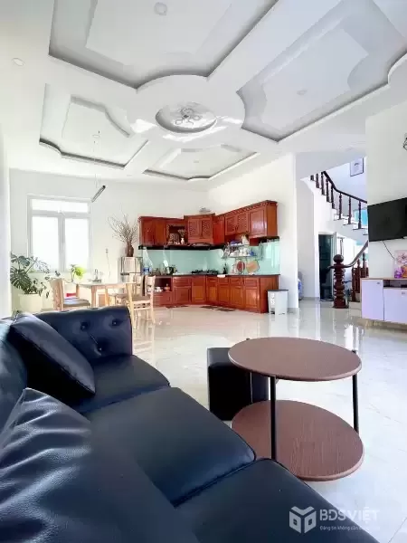 CHO THUÊ VILLA GẦN HỒ XUÂN HƯƠNG – TRUNG TÂM ĐÀ LẠT