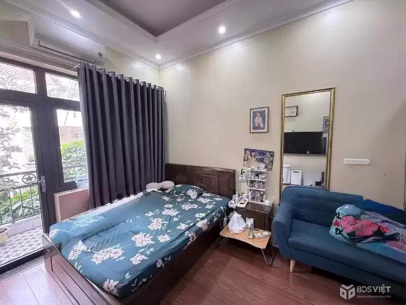 Bán Nhà KĐT Đầm Trấu 44/50m2.  5 tầng. mặt tiền 3.6m. giá 20 tỷ Hai Bà Trưng Hà Nội