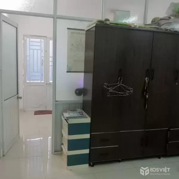 ♥ Nhà kiệt Hoàng Diệu gần Nguyễn Văn Linh, 37m2, 2 tầng cứng sạch, 2.89 tỷ