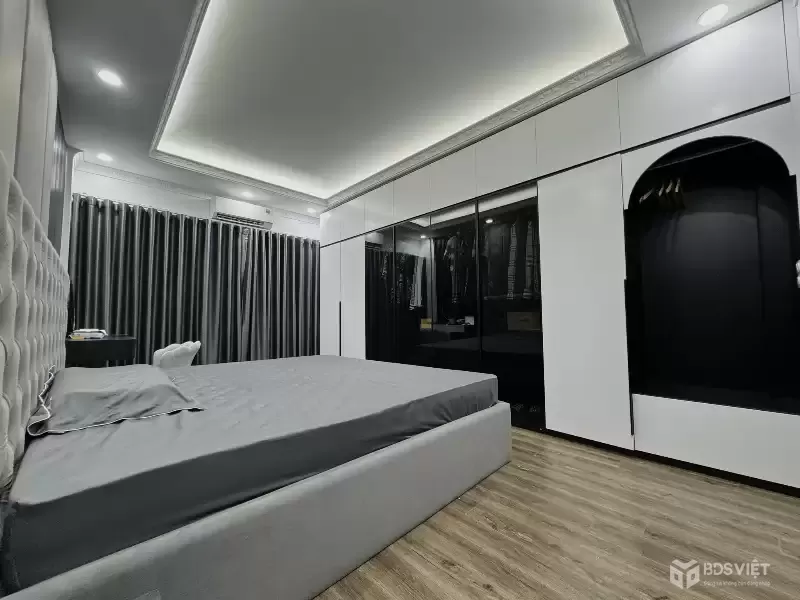 VIP TRẦN PHÚ- HÀ ĐÔNG- VÀI BƯỚC CHÂN RA MẶT PHỐ- NHỈNH 8 TỶ