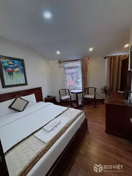 Cho thuê khách sạn 11 phòng kinh doanh mặt tiền Hà Huy Tập phường 3 Đà Lạt giá 32 triệu