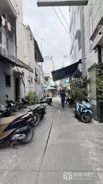 ???? Quận 1 - Giáp Trần Hưng Đạo - Hẻm Xe Hơi nhỏ  - Gần Mặt Tiền - Không Quy Hoạch - Nhỉnh 6 Tỷ 3