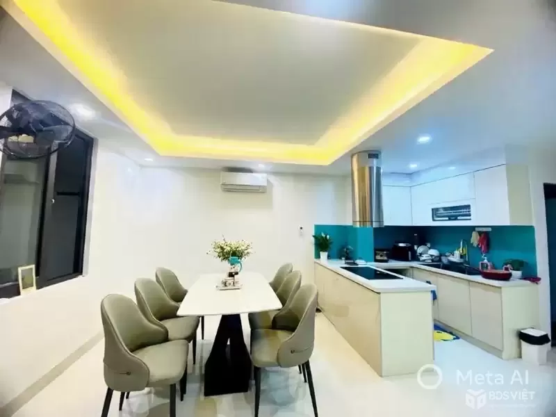 bán nhà kim mã 65m x5 tầng chỉ 12,8 tỷ full nội thất,3 mặt thoáng,ngõ thông,gần phố