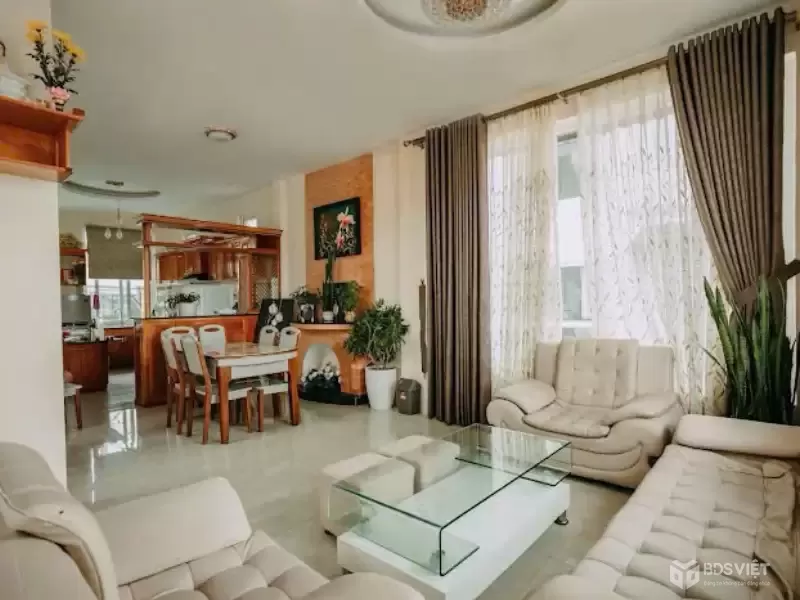 Cho thuê villa sân vườn 9 phòng ngủ full nội thất cao cấp phường 8 Đà Lạt giá 30 triệu