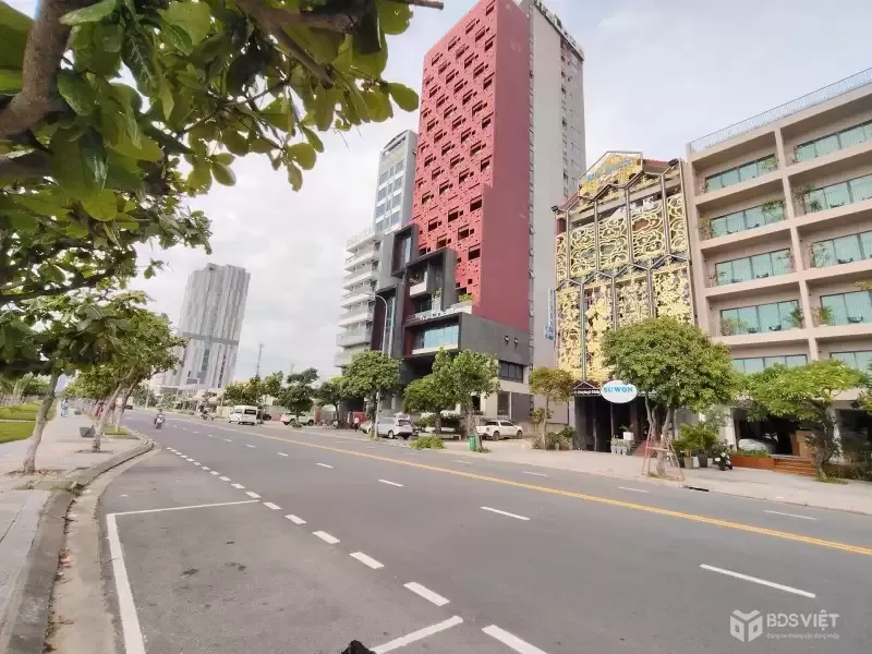 ♥ Đất Mặt Tiền Hoàng Sa, Mặt Bãi Tắm Chính Sơn Trà, 220m2, ngang 10m