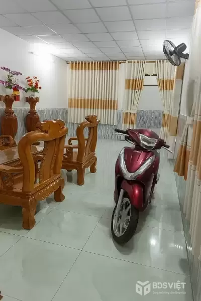 NHÀ HIẾM 2 MẶT ĐƯỜNG TRƯỚC-SAU, NGANG 6M, DT: 94M2 HXH HOÀNG HỮU NAM,,QUẬN 9 CHỈ 5TỶ5.