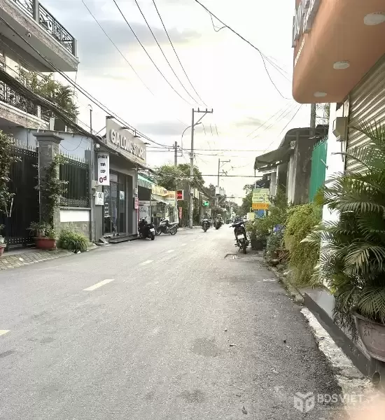 NHÀ 4 TẦNG NỞ HẬU TÀI LỘC-KHU ĐỒNG BỘ DÂN TRÍ CAO-HÀNG XÓM VINHOMES-HẺM 6M-NHỈNH 5TỶ