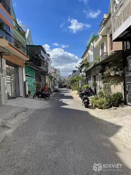 CHO THUÊ NHÀ NGUYÊN CĂN 5 PHÒNG NGỦ – ĐƯỜNG MÊ LINH, PHƯỜNG LÂM VIÊN, ĐÀ LẠT