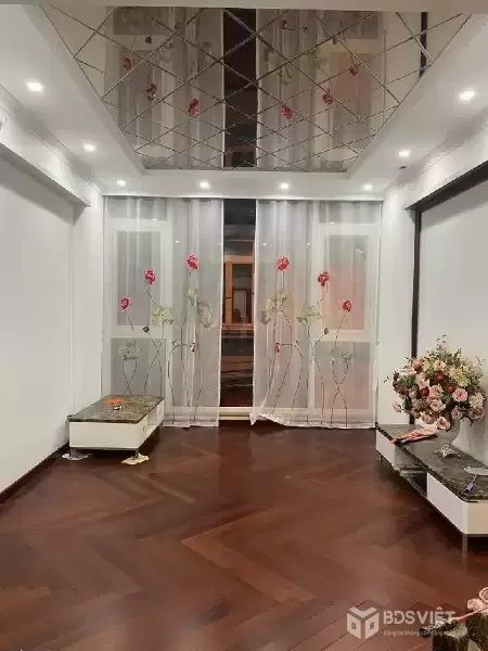 Bán nhà Vũ Hữu, Thanh Xuân, Gara Ô tô, Kinh doanh, 54m2, 18.9 tỷ(CTL)