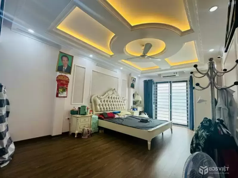 Bán nhà Vũ Hữu, Thanh Xuân, Gara Ô tô, Kinh doanh, 54m2, 18.9 tỷ(CTL)