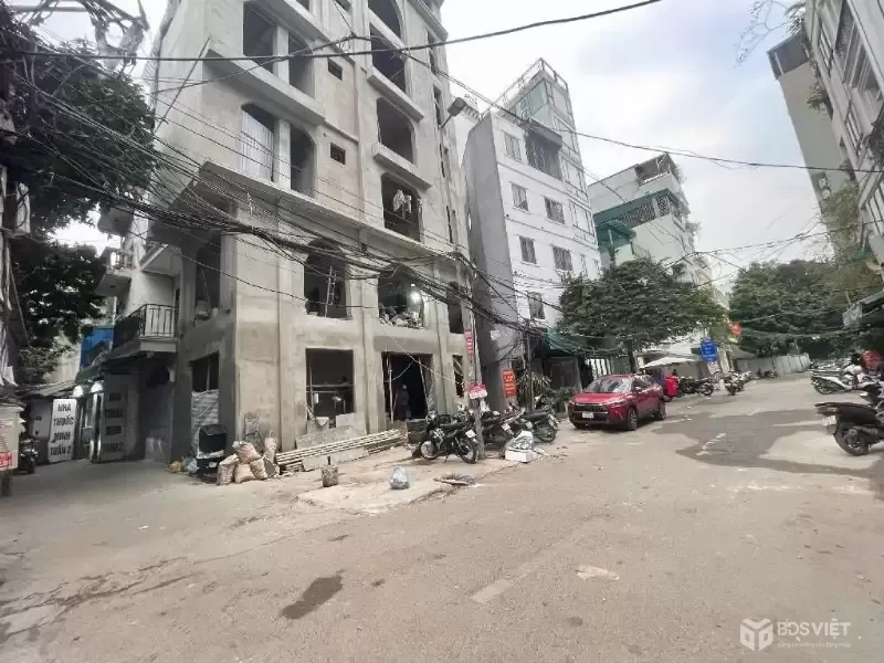 hoàng hoa thám 40m x4 tầng 8,5 tỷ-20m ra phố,20m đường 2 ô tô tránh,ngõ thông