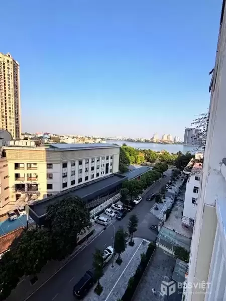 bán chung cư lạc long quân 102m 9,45 tỷ view hồ tây,ô tô đỗ ngày đêm