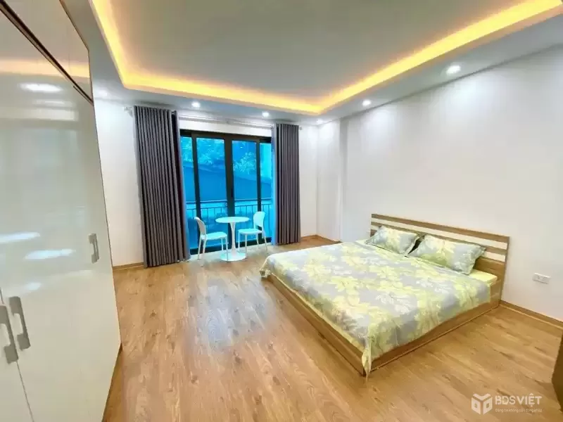 Bán Nhà Phố Giáp Bát, Hoàng Mai 36m2, 6 Tầng, Lô Góc, Ngõ Thông, Ô Tô Đỗ Cửa, Nhỉnh 8 Tỷ