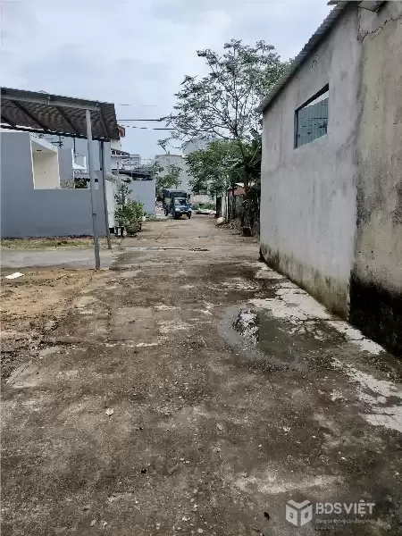 BÁN ĐẤT KIỆT Ô TÔ HÒA QUÝ – GIÁ TỐT