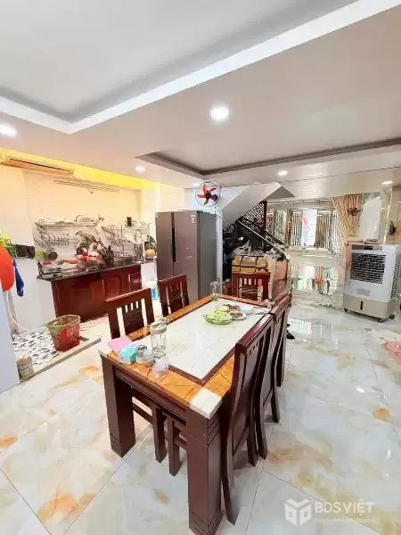 ????Kẹt lắm rồi !!! Lý Thường Kiệt - P.9 - Tân Bình 82m2 / 5Tầng