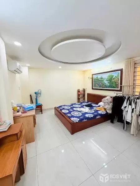 ????Kẹt lắm rồi !!! Lý Thường Kiệt - P.9 - Tân Bình 82m2 / 5Tầng