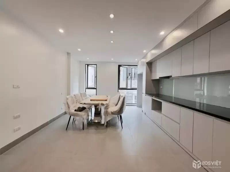 Bán nhà Kim Đồng, Hoàng Mai, Phân lô, Gara ô tô, 7T TM, Kinh doanh, 36m2, 17.5 tỷ(CTL)