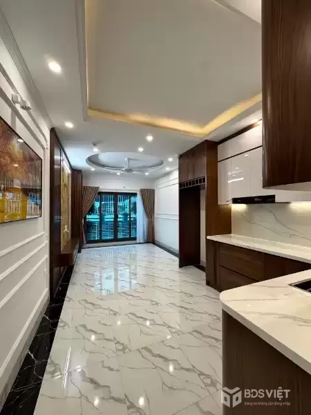Bán nhà Hoàng Đạo Thành, Thanh Xuân, Gara ô tô, Vỉa hè Ô tô tránh, KD, 42m2, 21.8 tỷ(CTL)