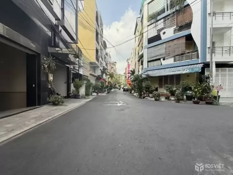 Nhà Mặt Tiền Đường Hoa Phan Xích Long Phường 2 Quận Phú Nhuận Cũ.