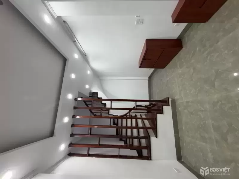 Bán Nhà Phố Minh Khai đầu chợ Mợ, 35m2, 5 Tầng,  Ngõ Thông, Ô tô 20m, SĐCC, 7,25 Tỷ