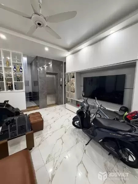 Bán Nhà Nguyễn Ngọc Nại. Thanh Xuân. 6 Tầng Thang Máy. Ô Tô. DT 35m2. MT 4.8m. Giá 16.4 Tỷ