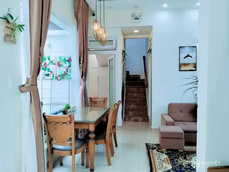 Cho thuê nhà nguyên căn 3 phòng Nguyễn Lương Bằng phường 2 Đà Lạt giá 10 triệu