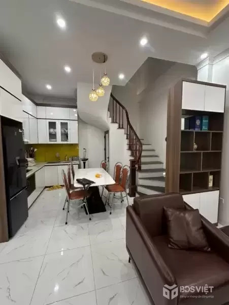 Bán nhà Bằng Liệt, Hoàng Mai, Ô tô, Kinh doanh, gần phố, 41m2, 11.2 tỷ(CTL)