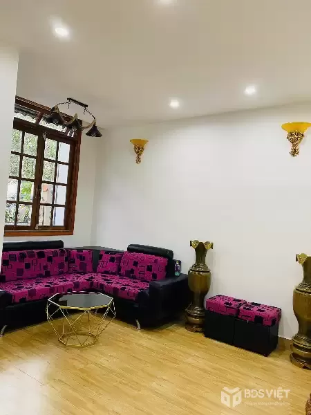 CHO THUÊ NHÀ ĐƯỜNG LÊ HỒNG PHONG. PHƯỜNG 4 TP ĐÀ LAT GIÁ 15 TRIỆU