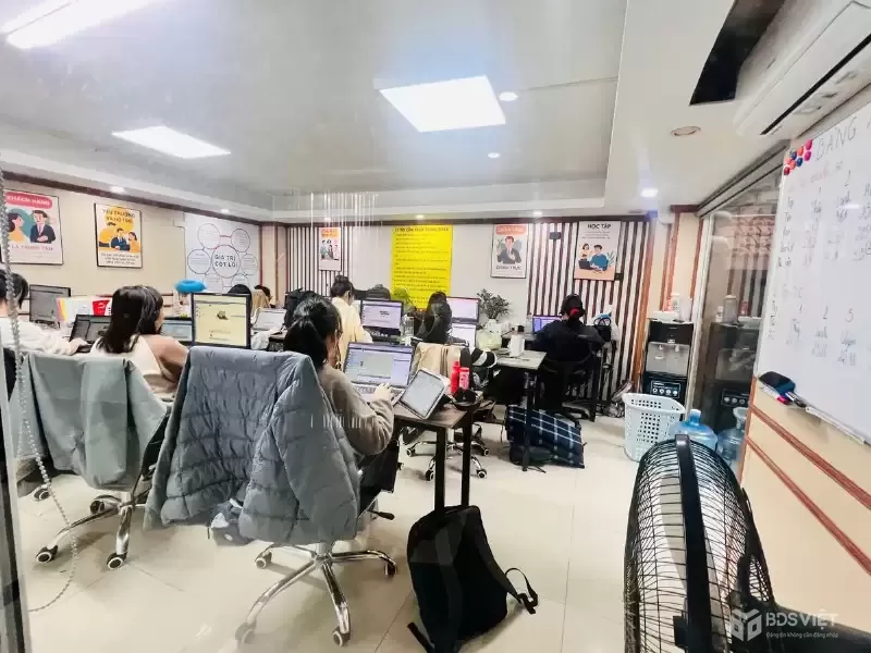 Bán Nhà Mặt Phố Tô Vĩnh Diện. Thanh Xuân. Thang Máy. Ô Tô. Vỉa Hè. DT 288m2. Giá 69.5 Tỷ.