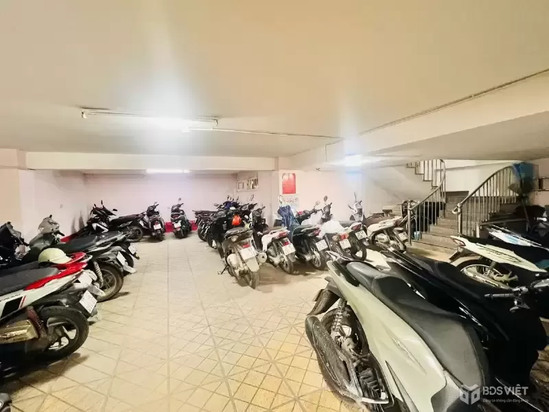 Bán Nhà Mặt Phố Tô Vĩnh Diện. Thanh Xuân. Thang Máy. Ô Tô. Vỉa Hè. DT 288m2. Giá 69.5 Tỷ.