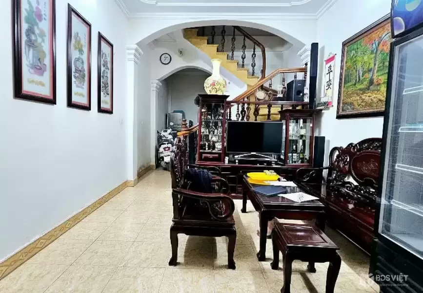 Bán nhà Đại Từ, Hoàng Mai, 3 thoáng, Ô tô, ngõ thông, 41m2, 10.45 tỷ(CTL)