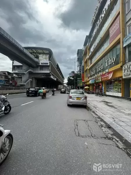 Bán Nhà Mặt Phố Nguyễn Trãi. Thanh Xuân. Ô Tô. Vỉa Hè. DT 27m2. 5 Tầng. Giá 14.3 Tỷ