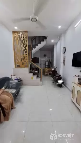 Nhà HXH Đường Lý Thái Tổ Phường 9 Quận 10 Cũ.