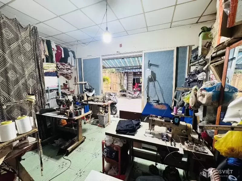 BÁN ĐẤT TẶNG NHÀ TRỌ BÌNH CHIỂU – TP THỦ ĐỨC  180M²  NGANG 7M  XE HƠI ĐỖ CỬA  GIÁ 10.8