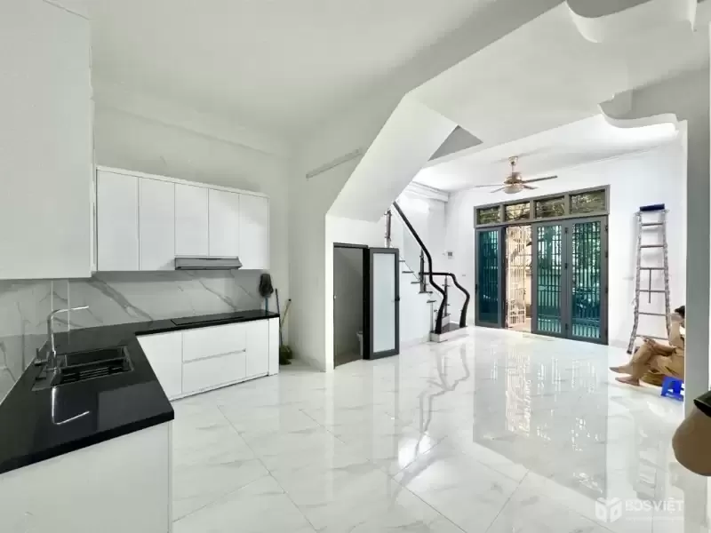 Bán nhà Vương Thừa Vũ, Thanh Xuân, Phân lô, Gara, Ô tô, Kinh doanh, 37m2, 13.9 tỷ(CTL)