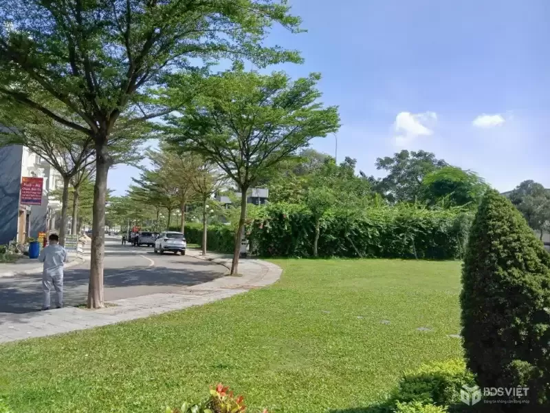 Giá chỉ tử 3 tỷ xx Nhà Phố Icon Central Phường Dĩ An – Khu Đông TP.HCM