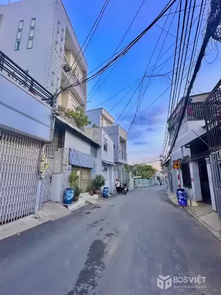 NHÀ MẶT TIỀN DT HƠN 200M2 -KV HOÀNG DIỆU 2 - F LINH CHIỂU