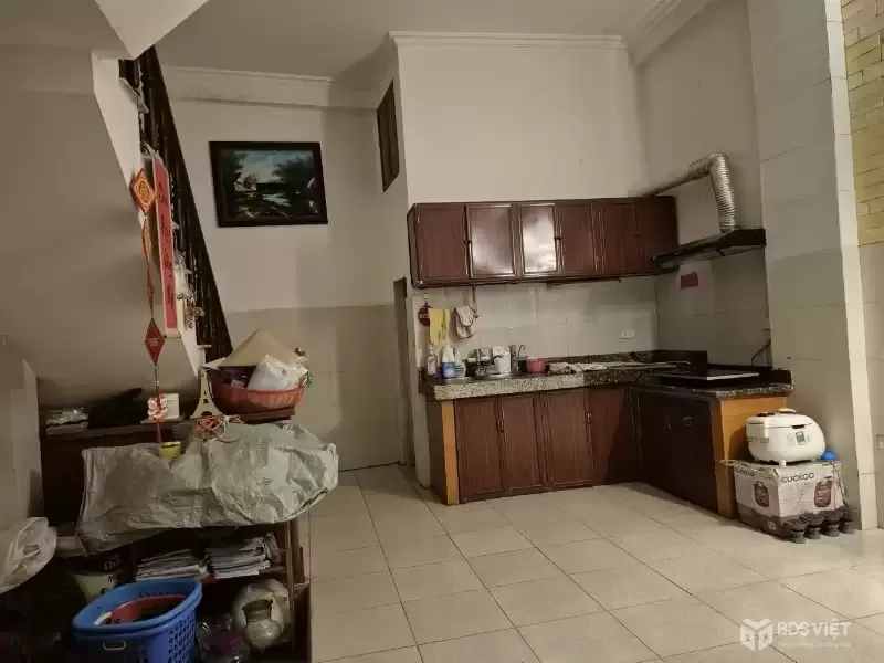 Bán Nhà Đê Trần Khát Chân 34m2. 4 tầng. mặt tiền 4.5m. giá 8.35 Tỷ Hai Bà Trưng Hà Nội