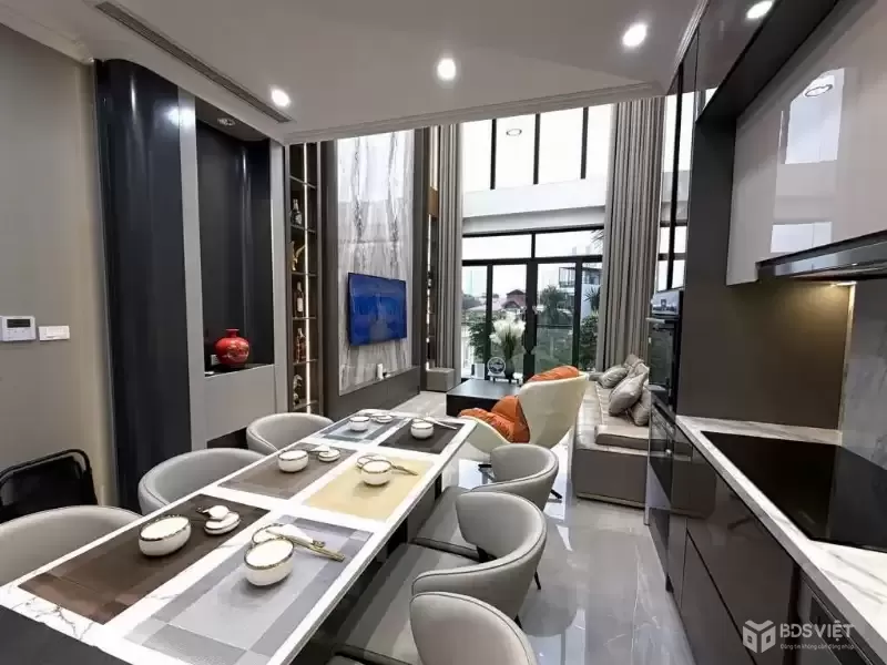 LƯƠNG NGỌC QUYẾN HÀ ĐÔNG- PHÂN LÔ- OTO- KINH DOANH- NHỈNH 16 TỶ