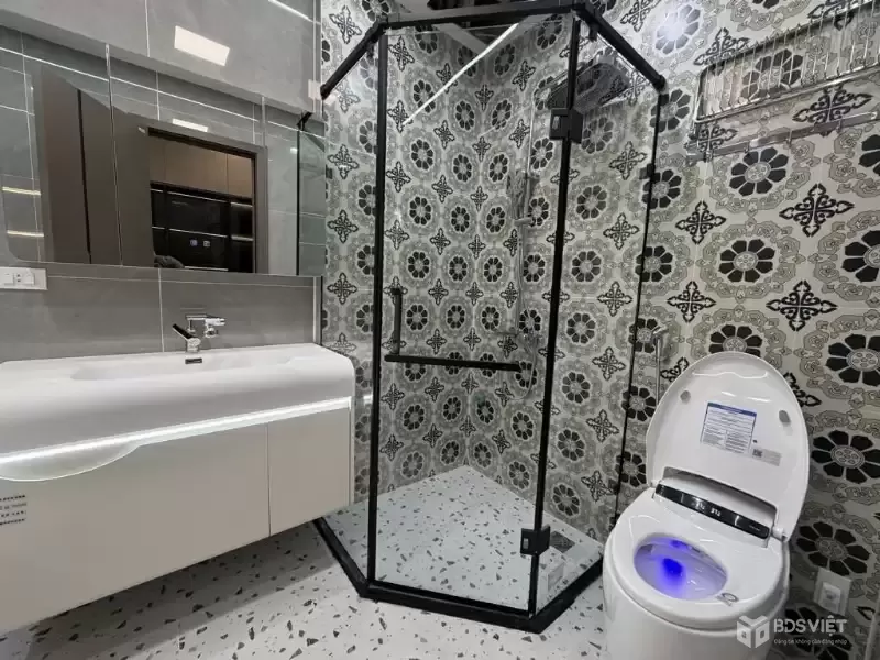 LƯƠNG NGỌC QUYẾN HÀ ĐÔNG- PHÂN LÔ- OTO- KINH DOANH- NHỈNH 16 TỶ