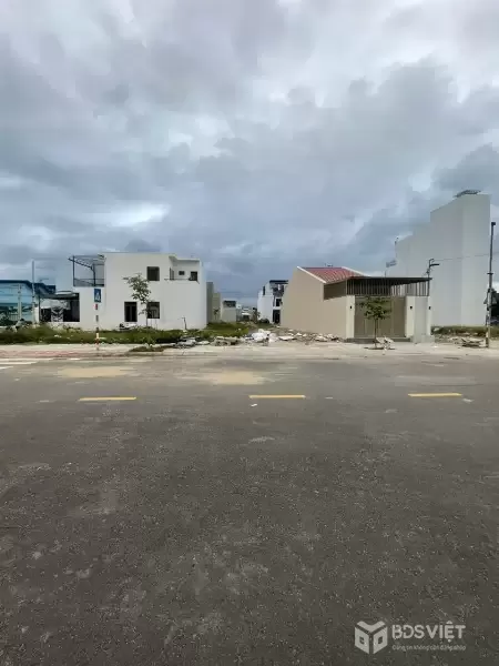 Bán đất mặt tiền đường số 4 TĐC Ngọc Hiệp – 107,5m² – đường 20m – hướng Nam