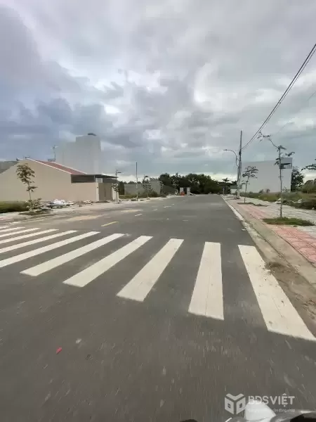 Bán đất mặt tiền đường số 4 TĐC Ngọc Hiệp – 107,5m² – đường 20m – hướng Nam