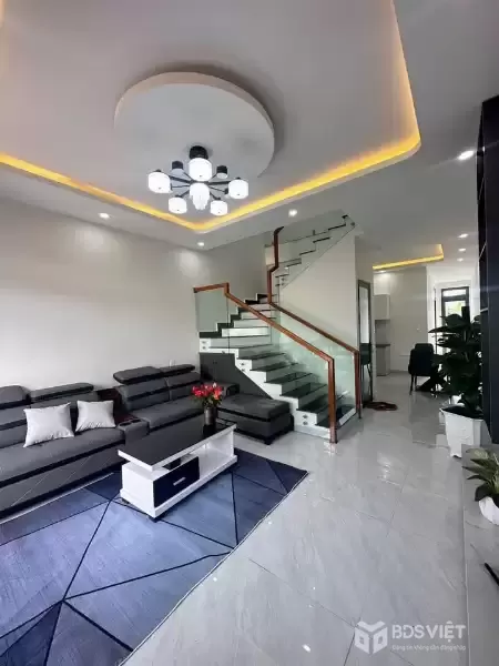 BÁN NHÀ ĐẸP MỚI XÂY CAO THẮNG ĐÀ LẠT - XÂY DỰNG PHÂN QUYỀN CHƯA ĐẾN 4 TỶ